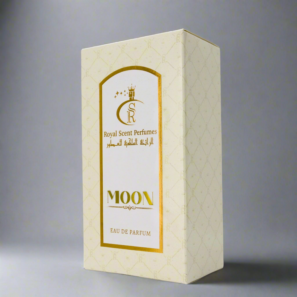 Top: Juicy strawberry, mandarin. Heart: Romantic rose, jasmine. Base: Amber, oakmoss – a luminous, earthy embrace.